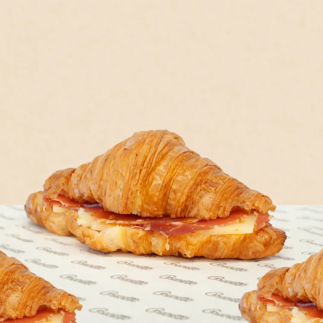 Croissant jamón serrano